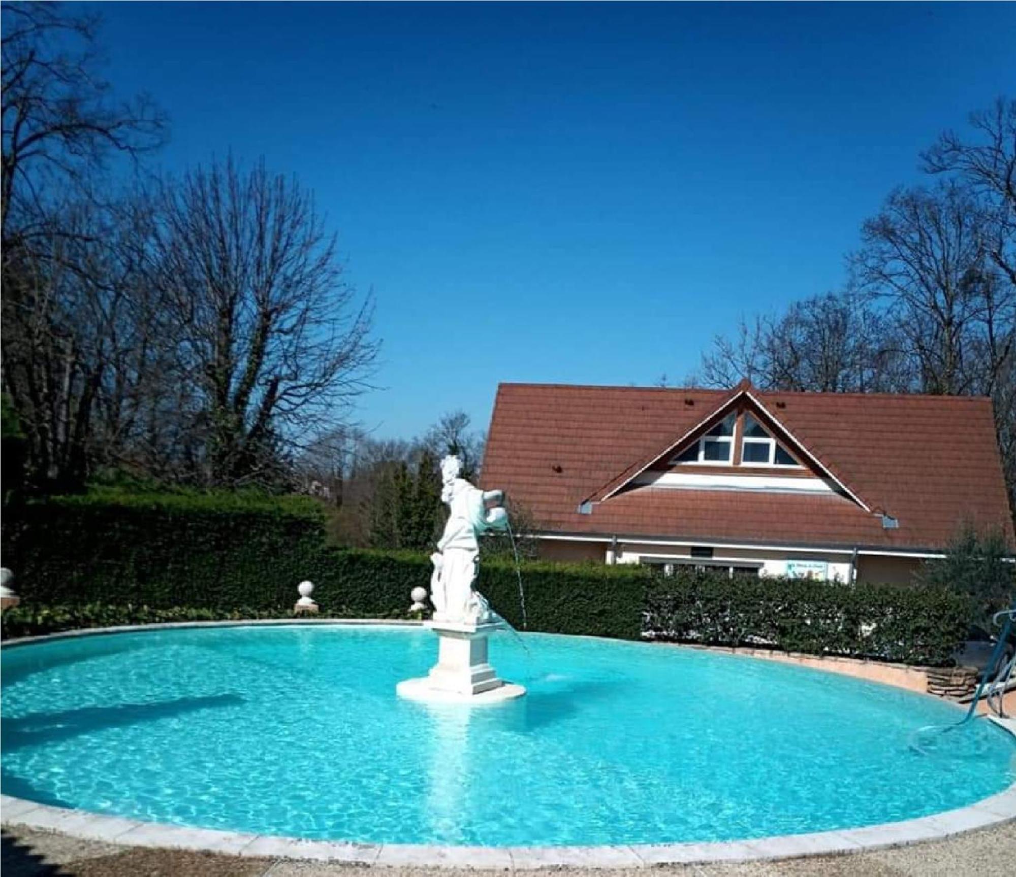 Les Jardins Du Castel Gites Annick Et Jean Paul Saint-Georges-d'Esperanche Luaran gambar